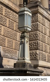 BRISTOL, UK - APRIL 8, 2019. Bristol City Museum And Art Gallery Is Of Edwardian Baroque Architecture. Bristol, England, UK, April 8, 2019