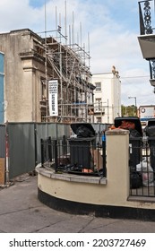 BRISTOL, UK - SEPTEMBER 8, 2007: Renovation Work Under Way At Bristol Lido On Open Doors Day 2007