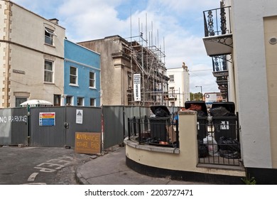 BRISTOL, UK - SEPTEMBER 8, 2007: Renovation Work Under Way At Bristol Lido On Open Doors Day 2007