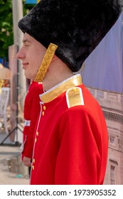 British Soldier In Classic Traditional Red Coats. Guards At Buckingham Palace. Changing Of The Guard At  England. Vinnitsa, Ukraine. 05.19.2019.