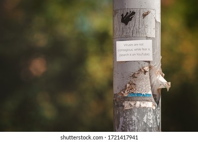 Brno, Czech Republic - April 25 2020: Paper Attached To A Street Light Lamp With The Message 