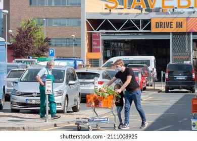 BRNO, CZECH REPUBLIC - MAY 22,2020: DIY Home Improvement Market Hornbach, People Can Shop After Lockdown Caused Covid-19 Pandemic. 