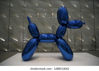 Broad Museum Balloon Dog