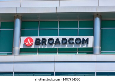 Broadcom Logo Sign On Semiconductor Manufacturing Stock Photo ...