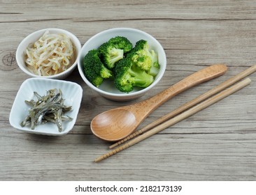 Broccoli, Anchovy, Bean Sprouts, Food, Side Dish