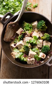 Broccoli, Tofu, Red Onion Stir Fry 