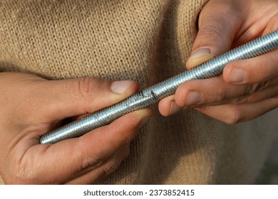 broken bolt thread, lack of scrap production ng in hands
