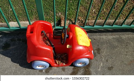 broken toy car