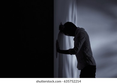 10,055 Man leaning against wall Images, Stock Photos & Vectors ...