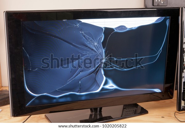 flat screen tv repair cracked screen near me