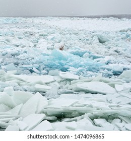 Frozen Waves Grand Haven Lake Michigan Hd Stock Images Shutterstock