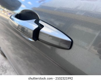 387 Fixing Car Door Handles Images, Stock Photos & Vectors | Shutterstock