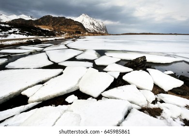 Broken Ice Flow In The Artic