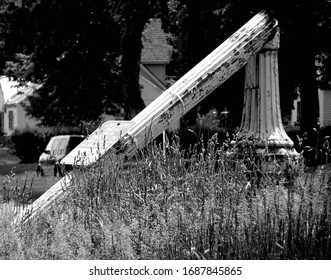 Broken Lamp Post In Detroit, MI