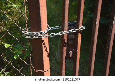 Broken Mansion Gate Door And Chained