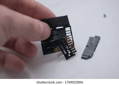 Broken Memory Card, Cracked Memory Card