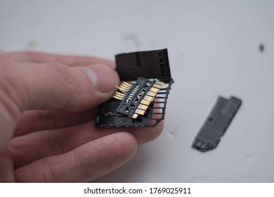 Broken Memory Card, Cracked Memory Card