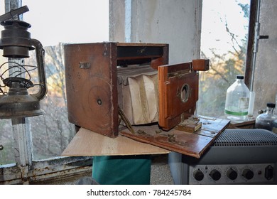 broken old camera