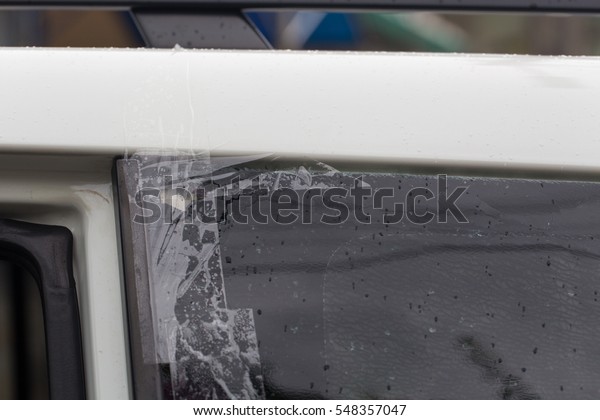 Broken passenger window, car\
theft