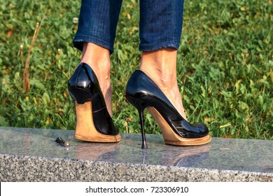 Broken Stiletto Heel On The Shoes Wearing On Your Feet Girls
