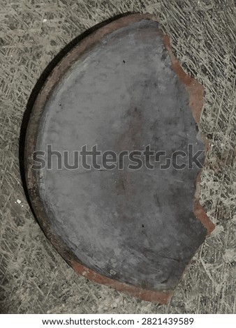 Broken Traditional of Java Chinaware