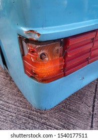 Broken Turn Left Signal Of The Bus. Accident Car Crush Make The Damage Of Body And Cover Of Light(lamp,bulb). Need To Fix Or Repair.