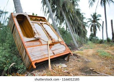 Tropical Wardrobe Images Stock Photos Vectors Shutterstock