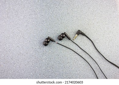 112 Old Torn Headphones Images, Stock Photos & Vectors | Shutterstock