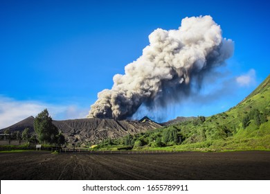 Gunung Bromo Hd Stock Images Shutterstock