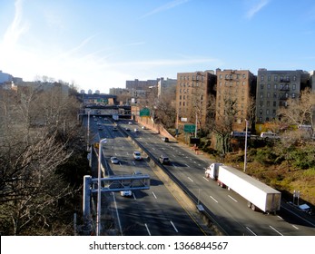 Bronx, NY - August 5 2012: View Of The Cross Bronx Expressway From The Mount Eden Avenue 4 Train Station