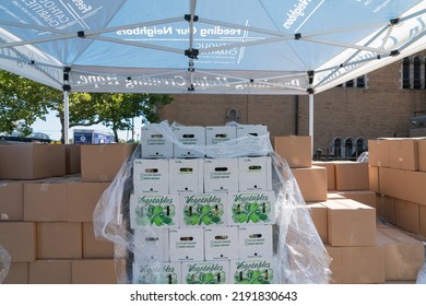 Bronx, NY USA August 19, 2022. Catholic Charities Held A Popup Food Pantry For Members Of The Community At St. Benedict's Church In The Bronx.  