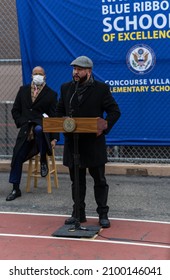 Bronx, NY USA January 3, 2022. NYC Mayor Eric Adams And Schools Chancellor David Banks And Other Local Officials Welcomed Students Back To School After The Holiday Break. 