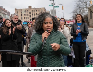 Bronx Ny Usa March 27 2022 Stock Photo 2139819849 | Shutterstock