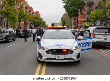 Bronx, NY USA November 2, 2021. Police Investigate The Scene Where A Robbery Suspect Opened Fire On Police In The Hunts Point Section Of The Bronx.  