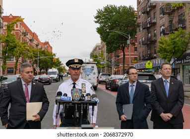 Bronx, NY USA November 2, 2021. Police Investigate The Scene Where A Robbery Suspect Opened Fire On Police In The Hunts Point Section Of The Bronx.  