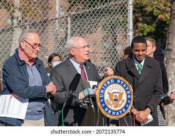 Bronx, NY USA November 9, 2021 Senator Schumer And Other Elected Officials Announce Plans To Make The Cross Bronx Expressway Enviromentally Safer For Bronx Communities. 