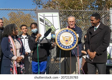 Bronx, NY USA November 9, 2021 Senator Schumer And Other Elected Officials Announce Plans To Make The Cross Bronx Expressway Enviromentally Safer For Bronx Communities. 