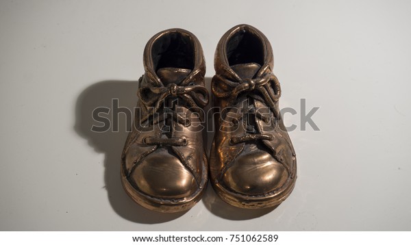 bronze baby shoes