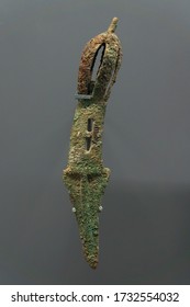 Bronze Dagger. Ancient China Early Western Zhou Dynasty. 