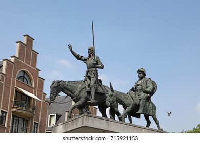 Bronze sculptures of Don Quixote and Sancho Panza in Brussels 