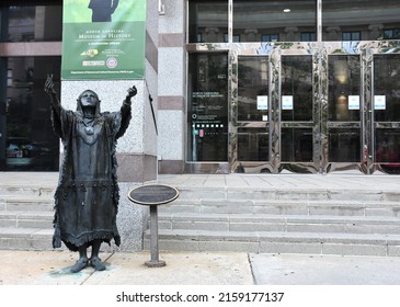 Bronze Statue In Front Of The North Carolina Museum Of History In Raleigh, NC, USA, May 15, 2022