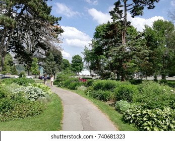 Brooklyn Botanic Garden In New York