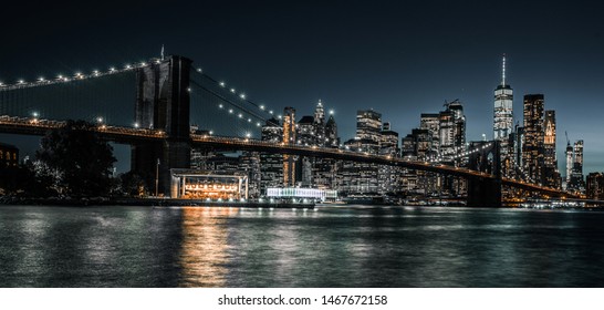 Brooklyn Bridge long exposure during evening rush hour