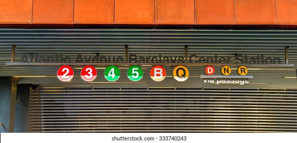 Brooklyn, New York - October 22, 2015: Subway Station Entrance For The Barclays Center In New York City At Atlantic Avenue.