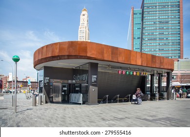 BROOKLYN, NY - APRIL 25, 2014:  View Of New York City Subway Station At Barclays Center Atlantic Avenue.