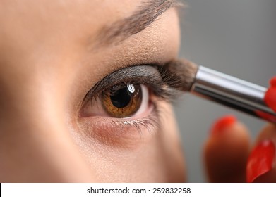 Brown Eye Smoky Makeup