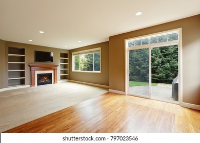 Imagenes Fotos De Stock Y Vectores Sobre Built In Shelves