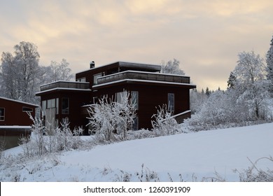 Brown Wooden Square - New Modern And Luxury House Building In Snowy, Sunset And Winter Season - Exterior - Norway Norwegian (17th December 2018)