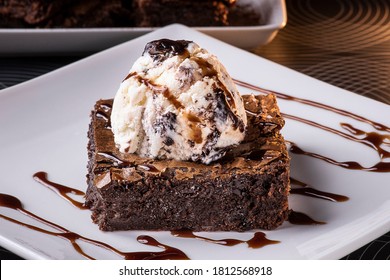 
Brownie With Vanilla Ice Cream