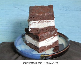 Brownie Vanilla Ice Cream Sandwich Bars